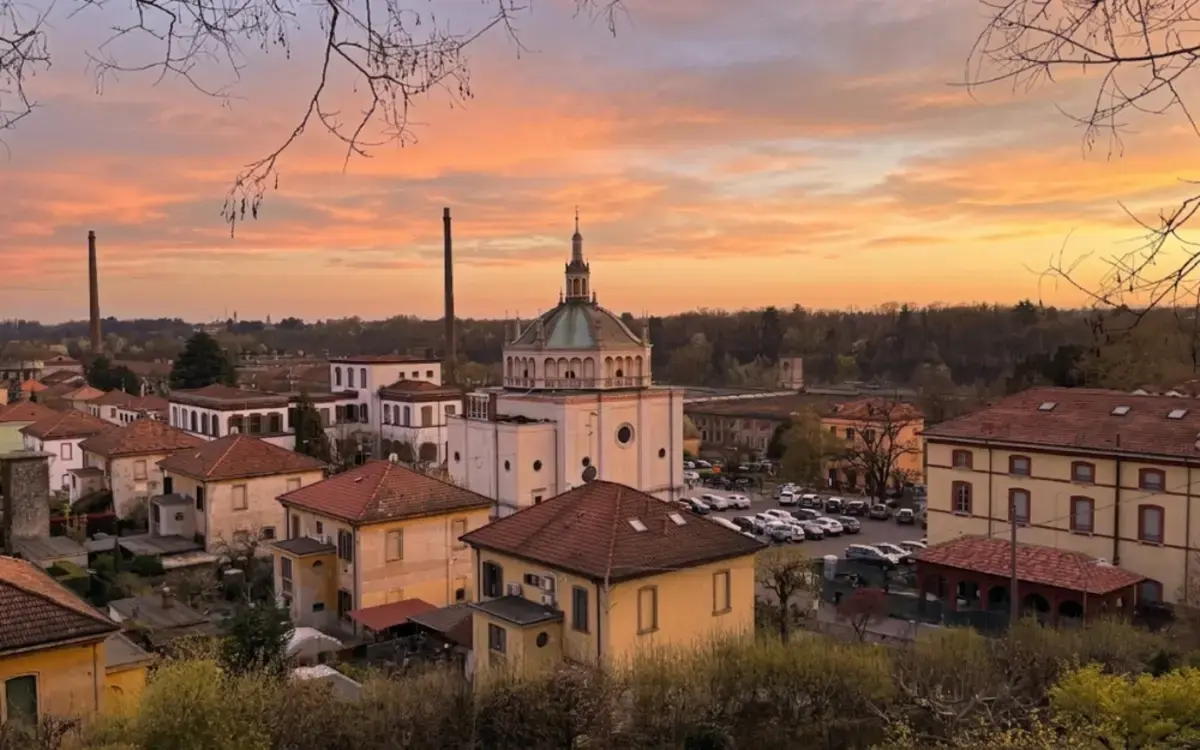 Crespi D’Adda: visita al tramonto con una guida speciale