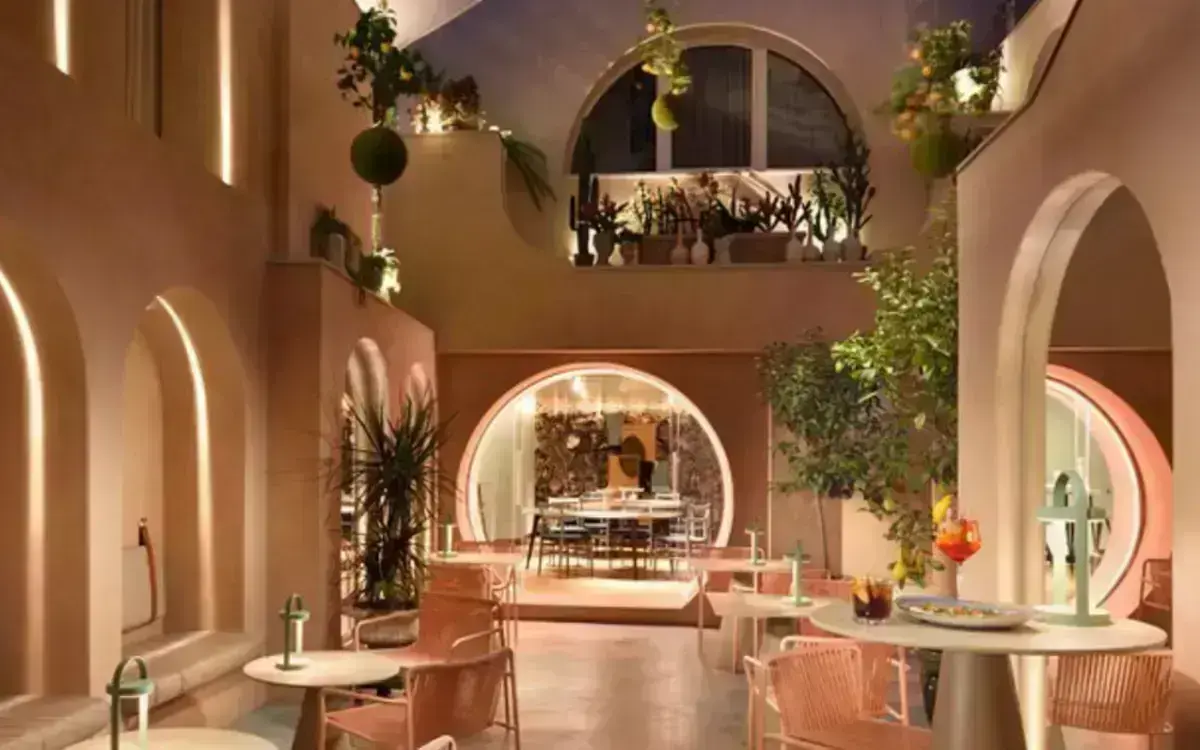 Aperitivo art deco in un design hotel 4****,con la sommelier